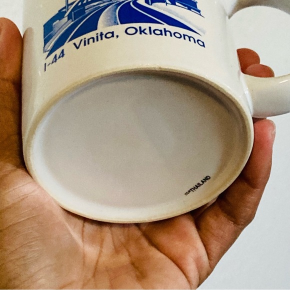 Vintage White & Blue World’s Largest McDonald’s Oklahoma Glass Cup Mug - Picture 5 of 8